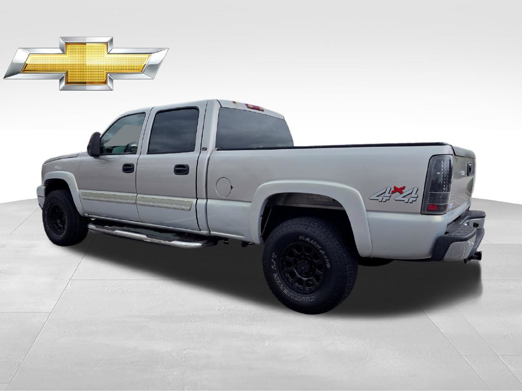 Used 2006 Chevrolet Silverado 2500 W/T w/ Skid Plate Package AWD/4WD image 5