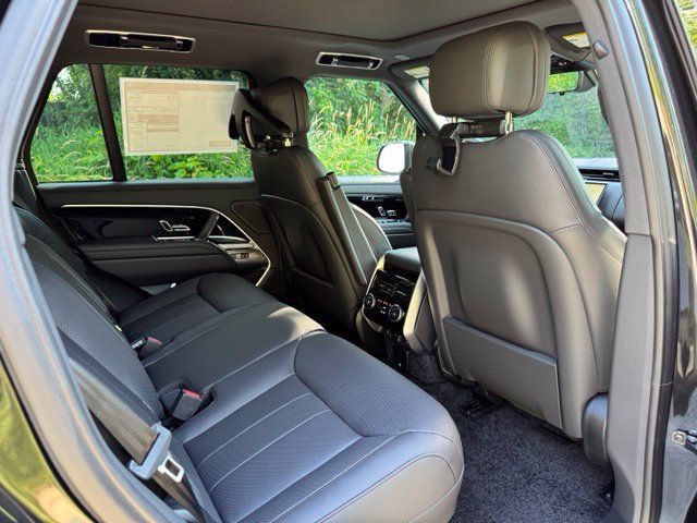 New 2026 Land Rover Range Rover SE AWD/4WD image 16