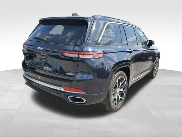 Used 2024 Jeep Grand Cherokee Summit image 4