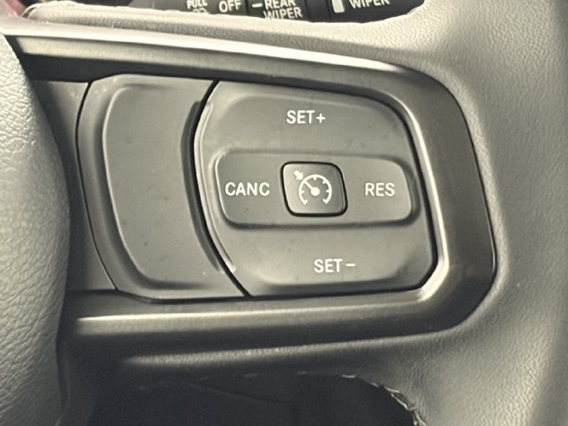 Used 2023 Jeep Wrangler Sport AWD/4WD image 17