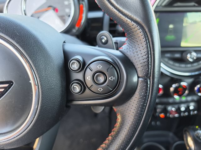 Used 2019 MINI Cooper S w/ Premium Package FWD image 39