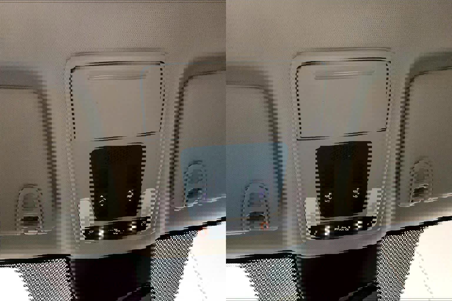 Used 2025 Honda Pilot Elite image 36