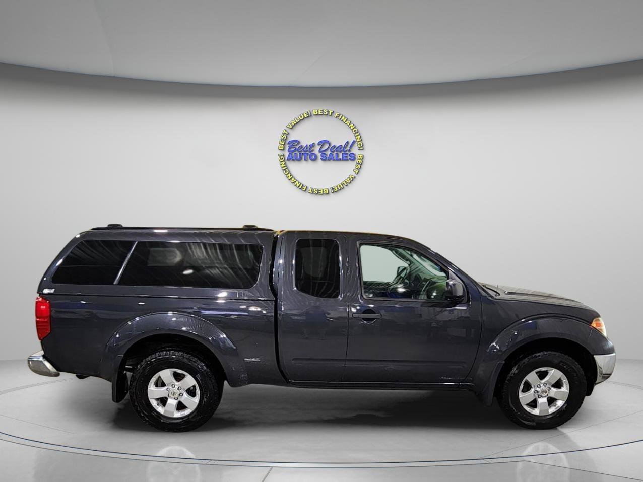 Used 2011 Nissan Frontier SV w/ SV Premium Utility Pkg AWD/4WD image 7
