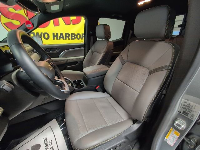 Certified 2024 Chevrolet Colorado ZR2 w/ ZR2 Convenience Package III image 16