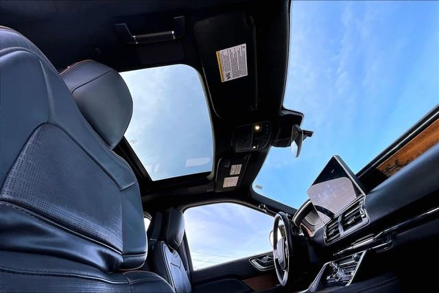 Used 2022 Lincoln Navigator Black Label image 22