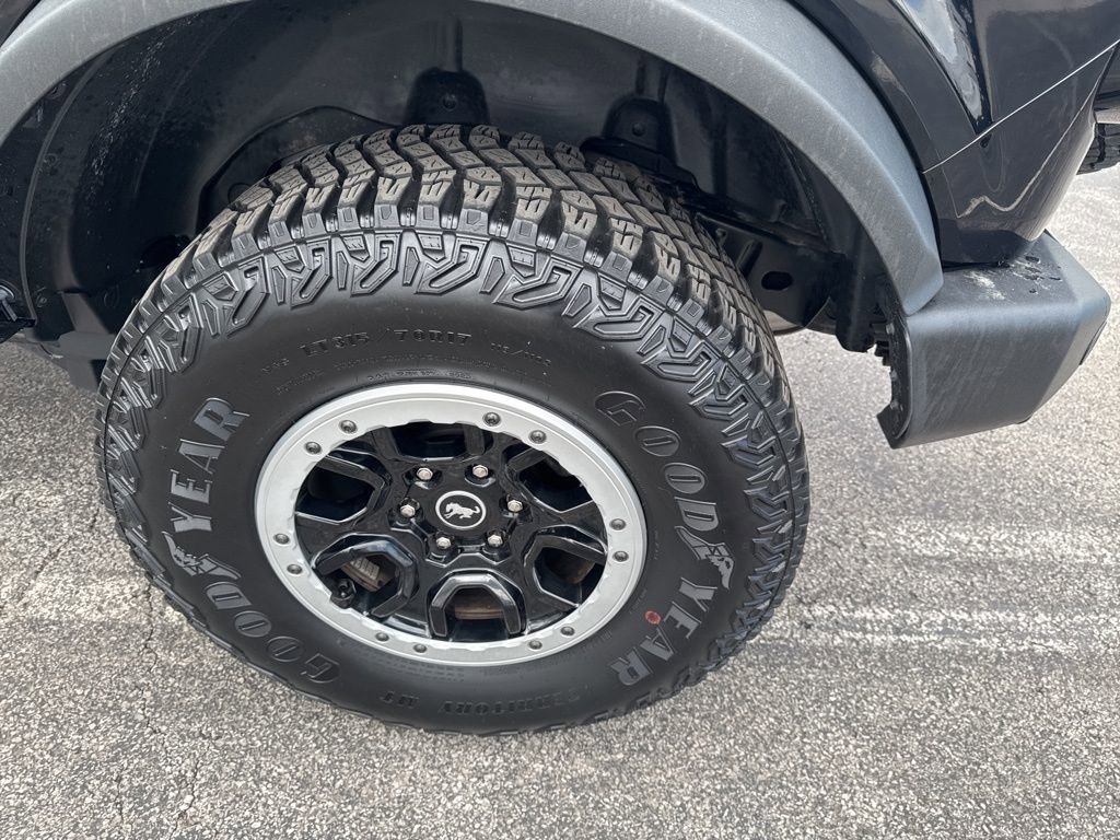 Used 2023 Ford Bronco Big Bend w/ Sasquatch Package AWD/4WD image 48