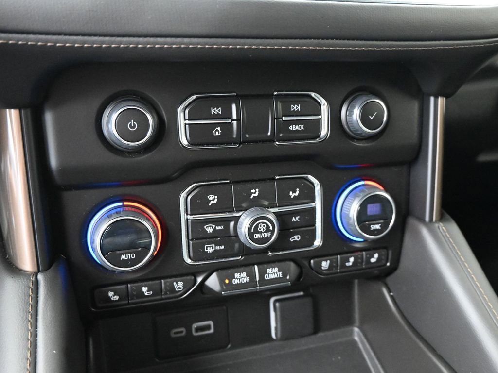 Used 2023 Chevrolet Tahoe High Country image 33