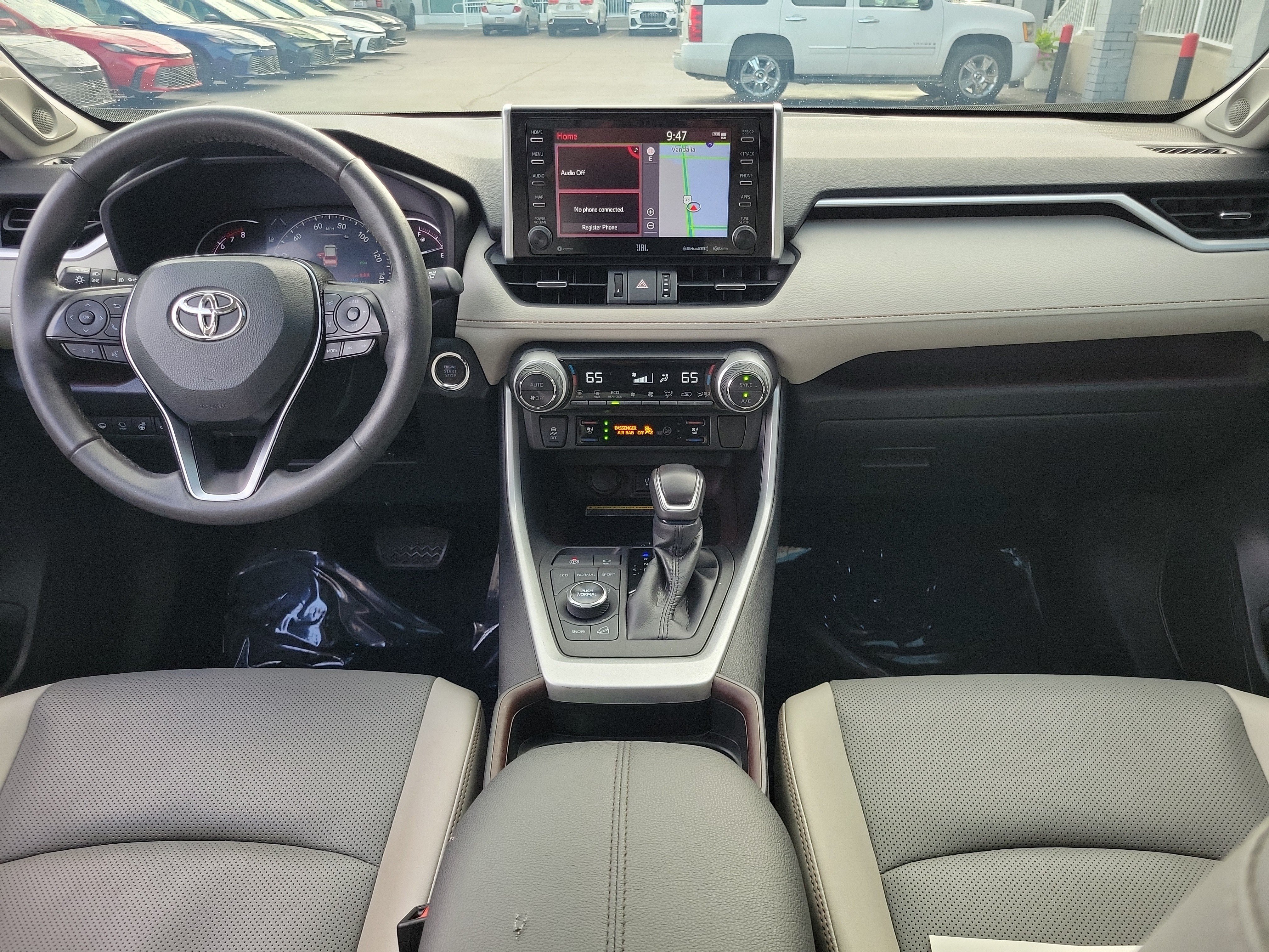 Used 2021 Toyota RAV4 Limited AWD/4WD image 9