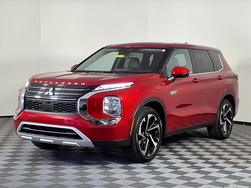 Used 2024 Mitsubishi Outlander SE image 3