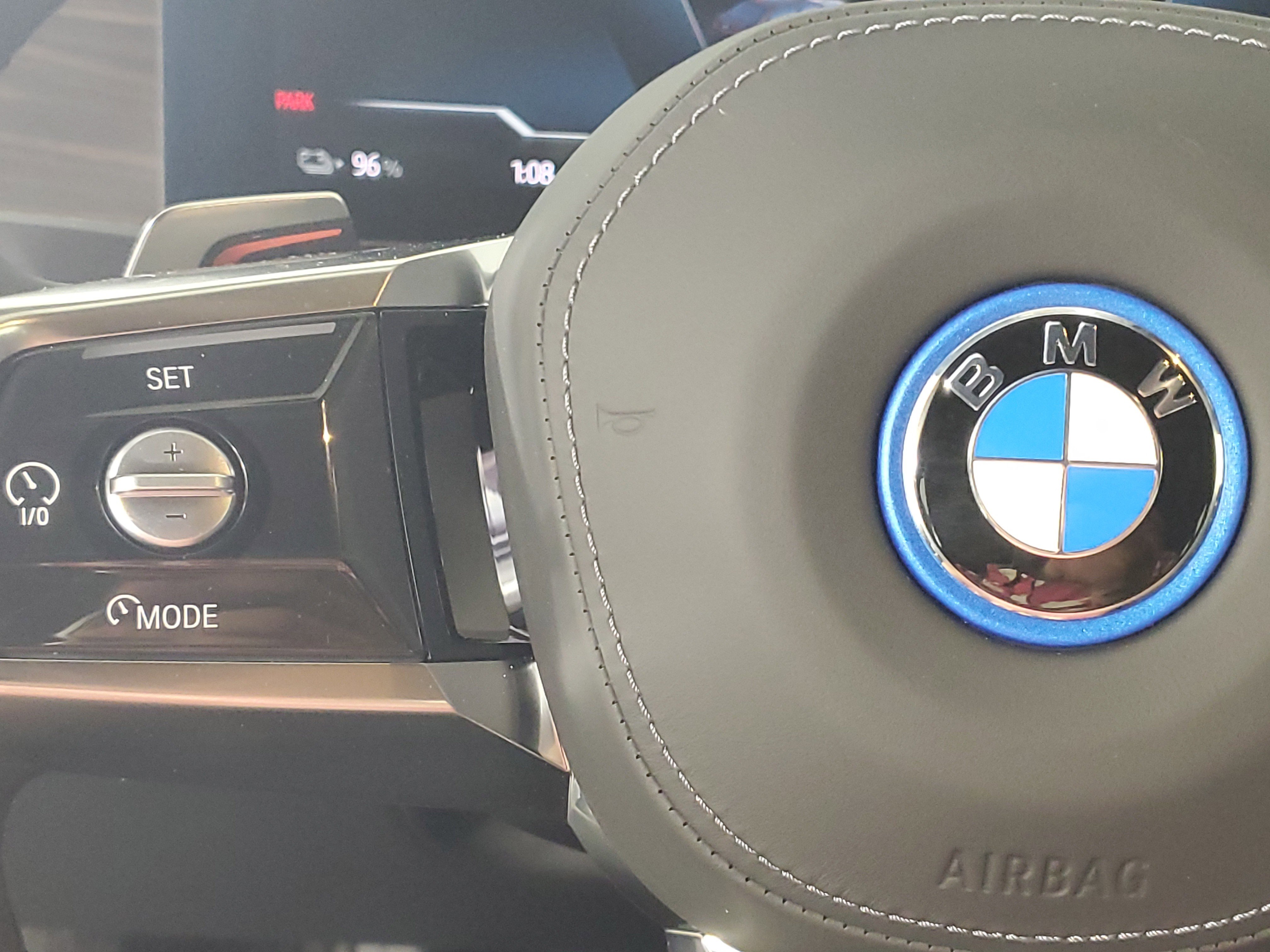 New 2025 BMW i7 xDrive60 image 13