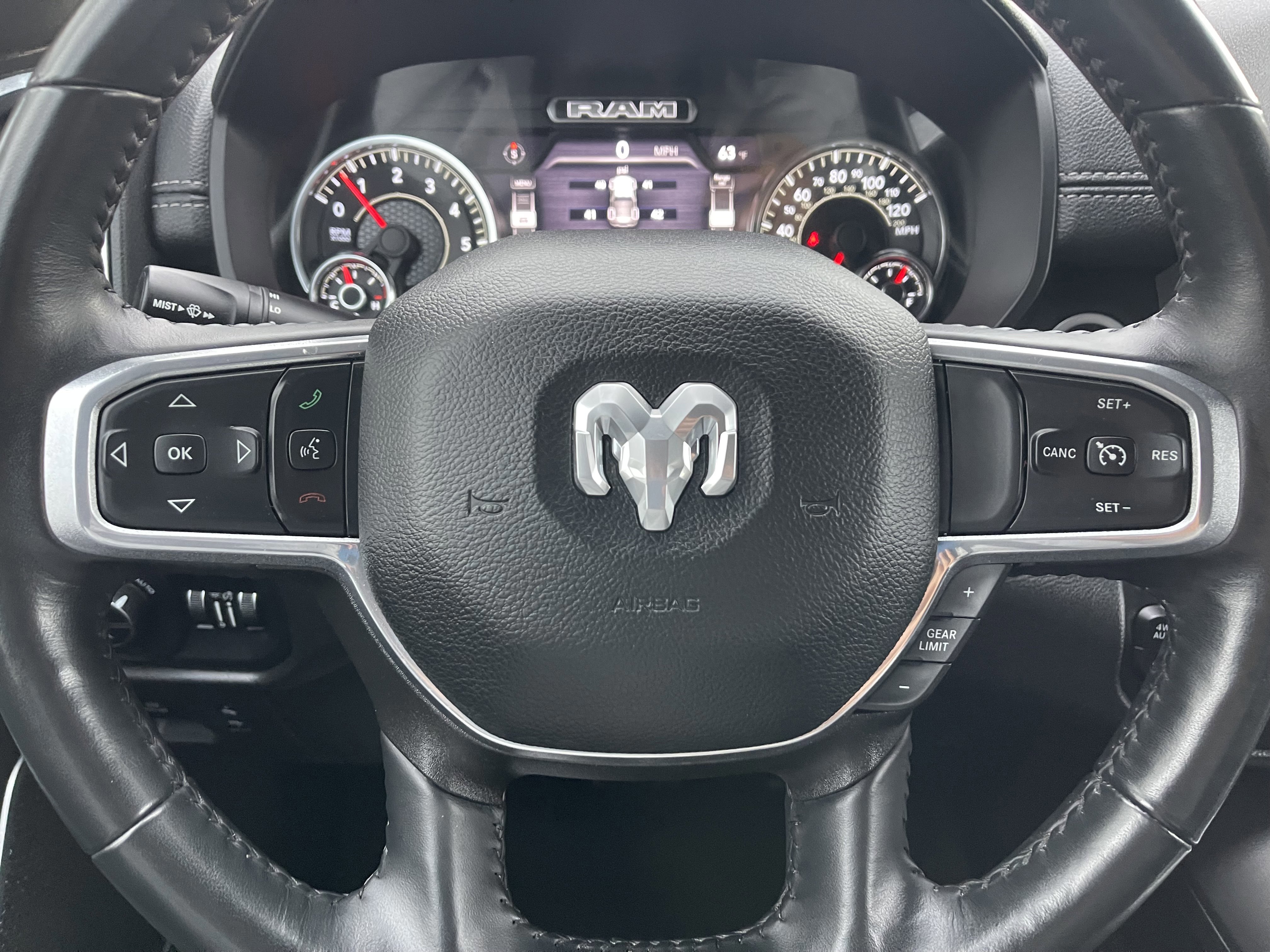 Used 2023 RAM 1500 Laramie image 33