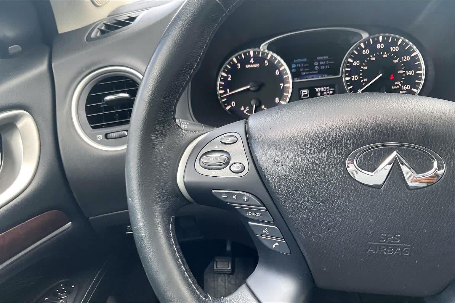 Used 2018 INFINITI QX60 Luxe w/ Deluxe Technology Package AWD/4WD image 25