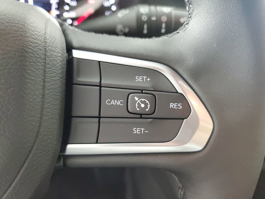 New 2026 Jeep Compass Latitude image 23