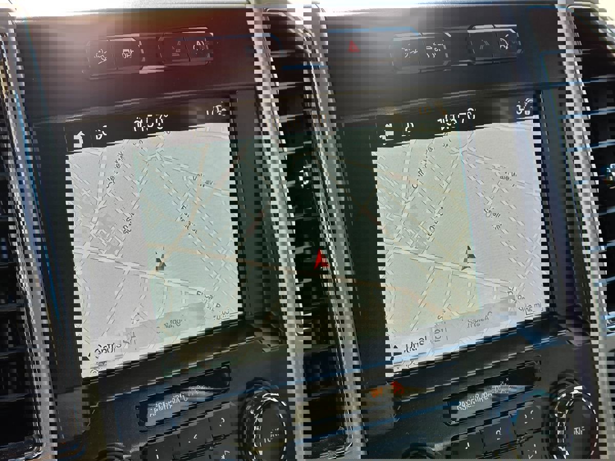 Used 2017 Ford F150 Lariat image 29