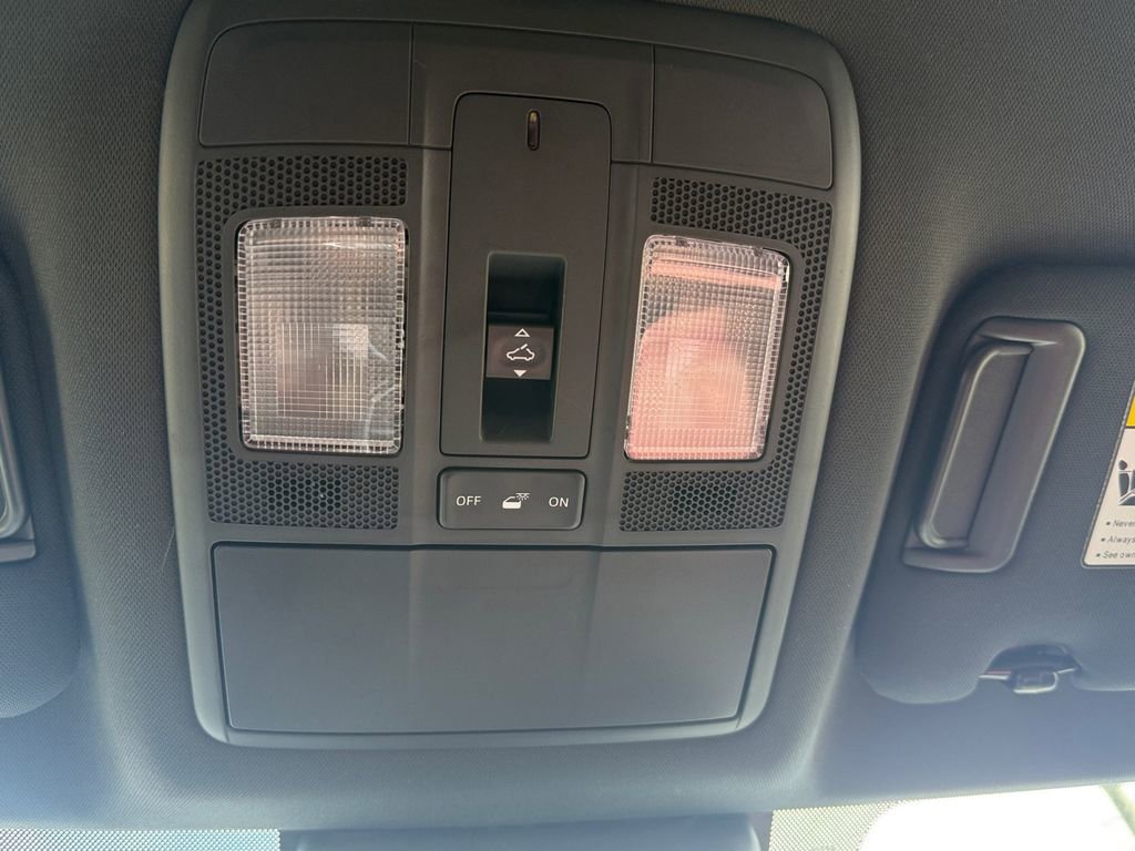 Used 2023 MAZDA CX-9 Carbon Edition image 27