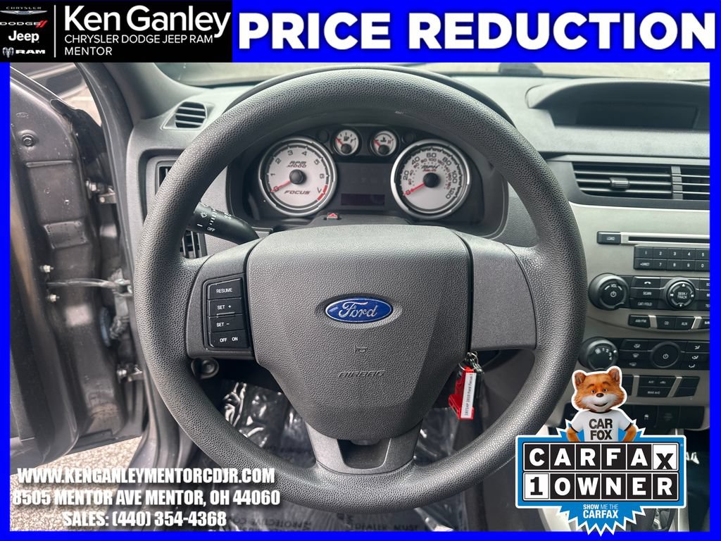 Used 2010 Ford Focus SE FWD image 13