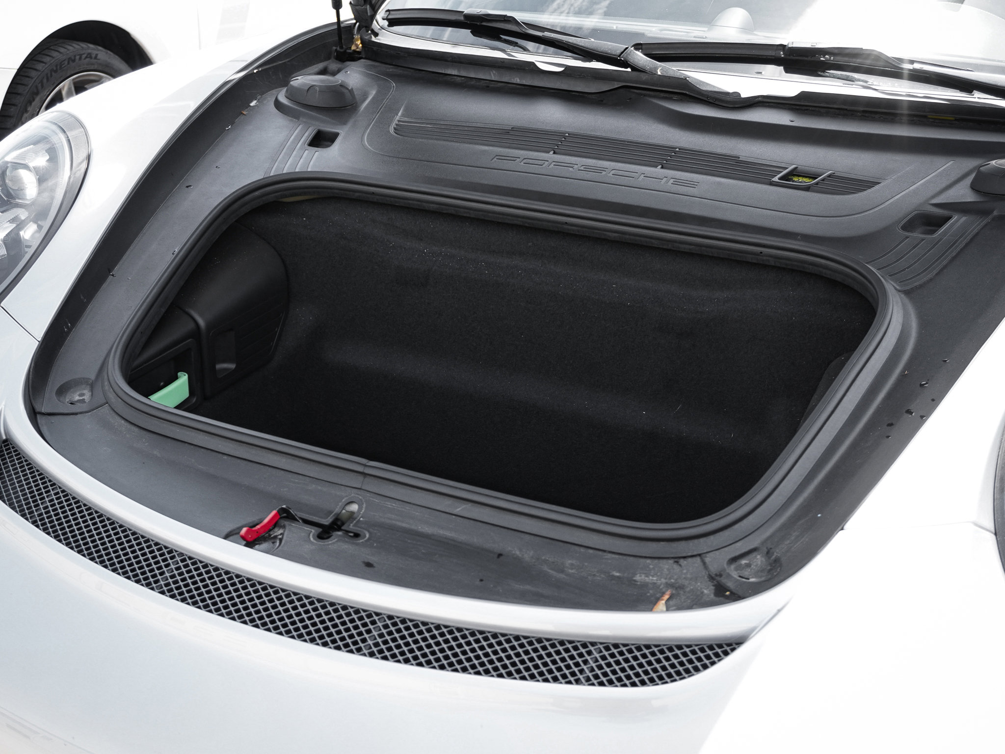 Used 2018 Porsche 911 GT3 w/ Sport Chrono Package image 34