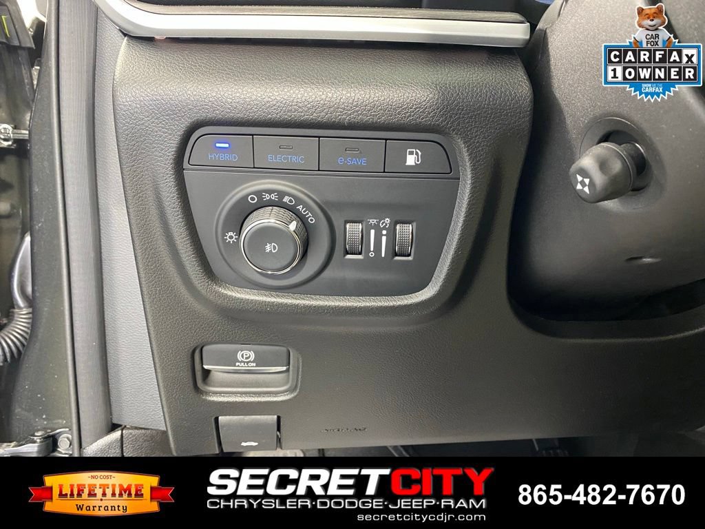 Used 2023 Jeep Grand Cherokee 30th Anniversary AWD/4WD image 13