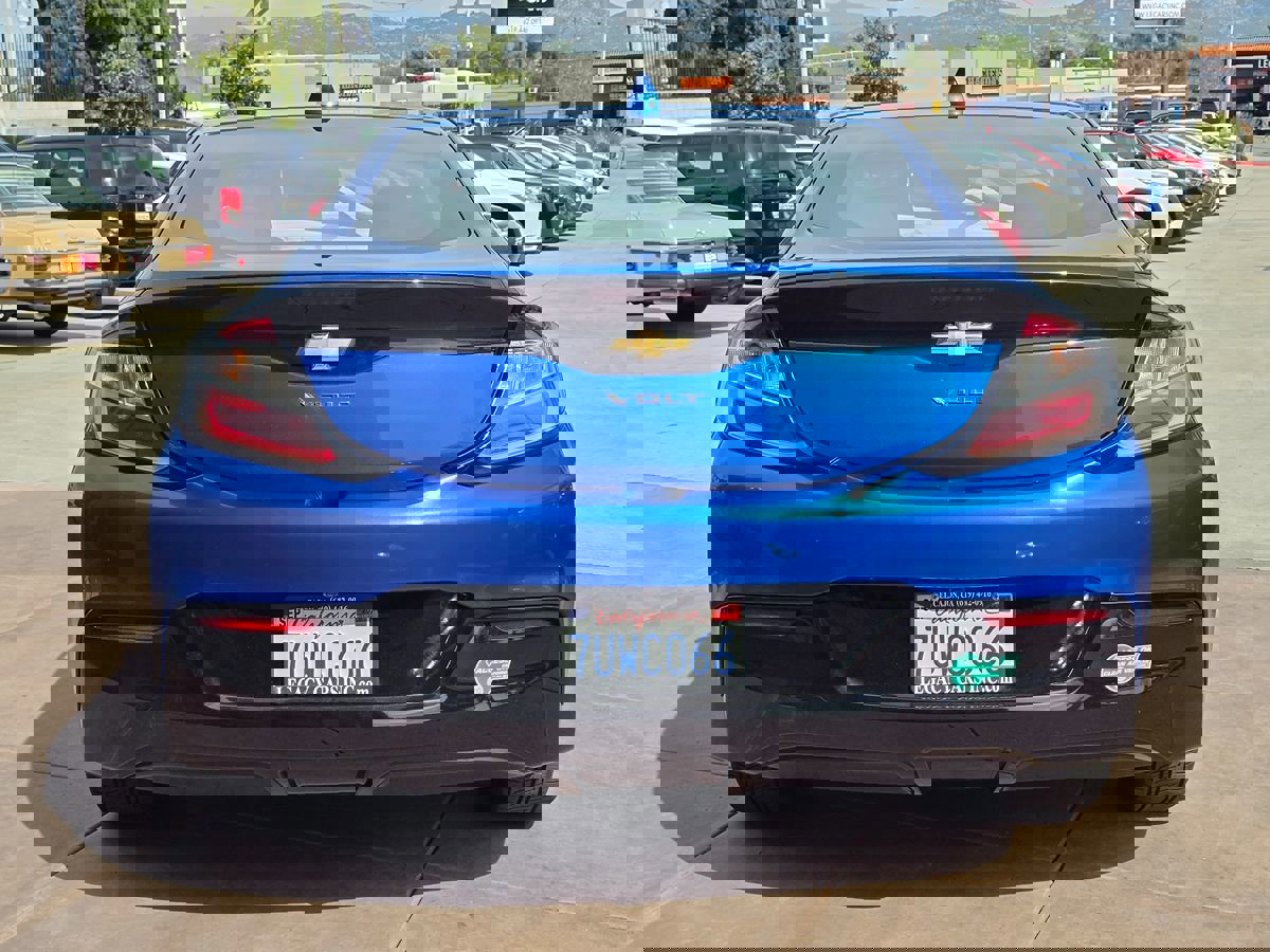 Used 2017 Chevrolet Volt LT w/ Comfort Package image 12