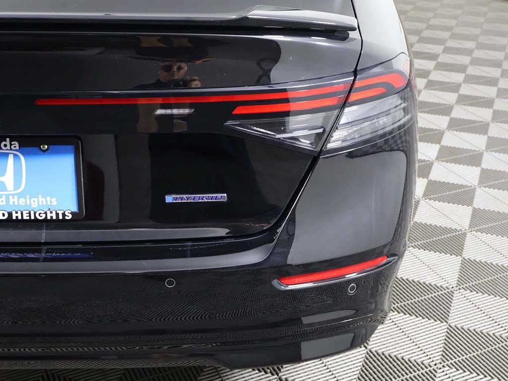 Used 2024 Honda Accord EX-L image 16