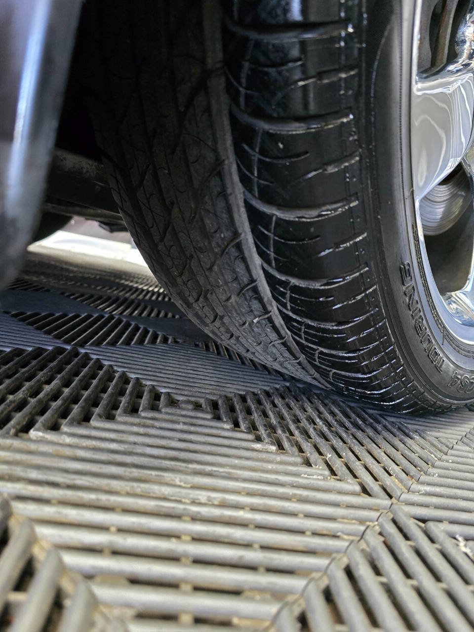 Used 2007 Pontiac Solstice GXP image 35