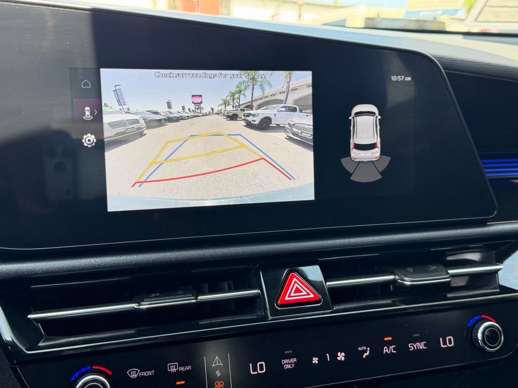 Used 2024 Kia Niro EX FWD image 35
