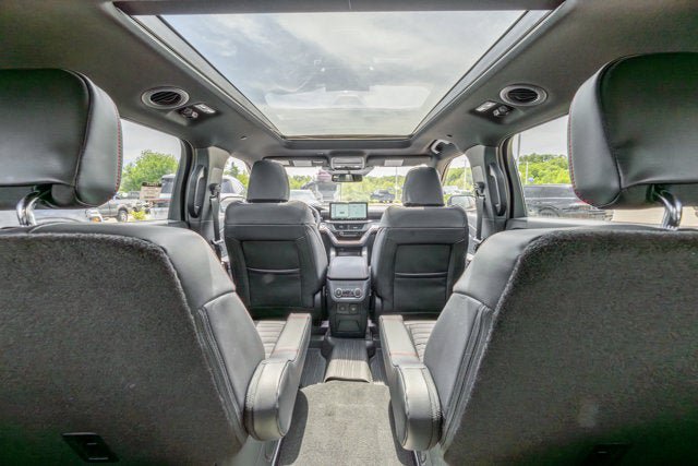 New 2026 Ford Explorer ST-Line w/ ST-Line Street Pack AWD/4WD image 17
