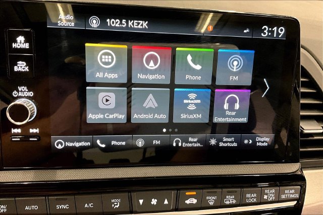 Used 2025 Honda Odyssey Touring image 35