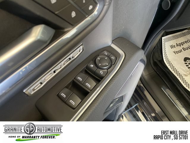 Used 2025 GMC Sierra 1500 Denali w/ Technology Package AWD/4WD image 17