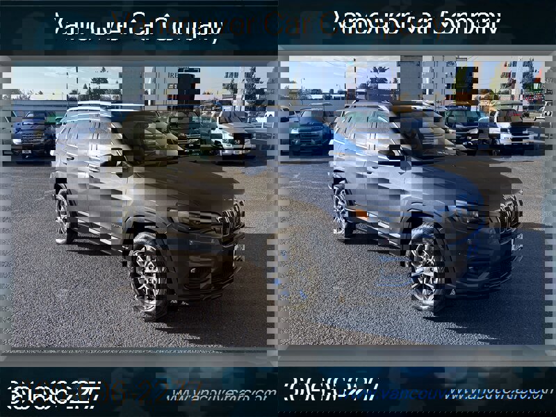 Used 2019 Jeep Cherokee Latitude Plus w/ Cold Weather Group image 8