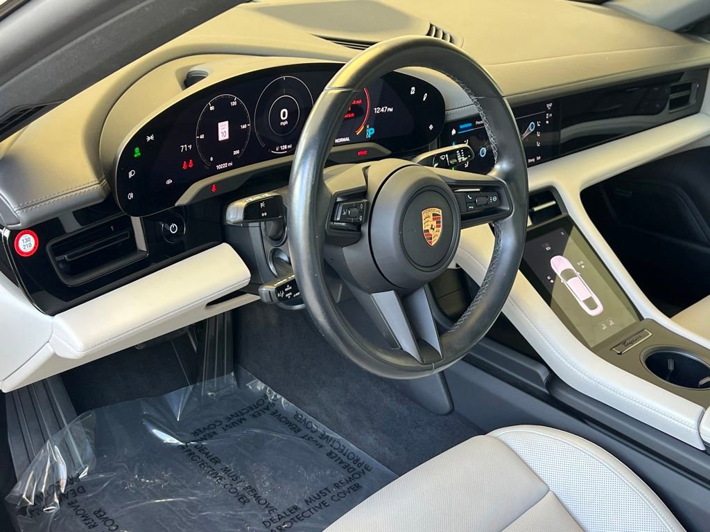 Used 2023 Porsche Taycan RWD image 17