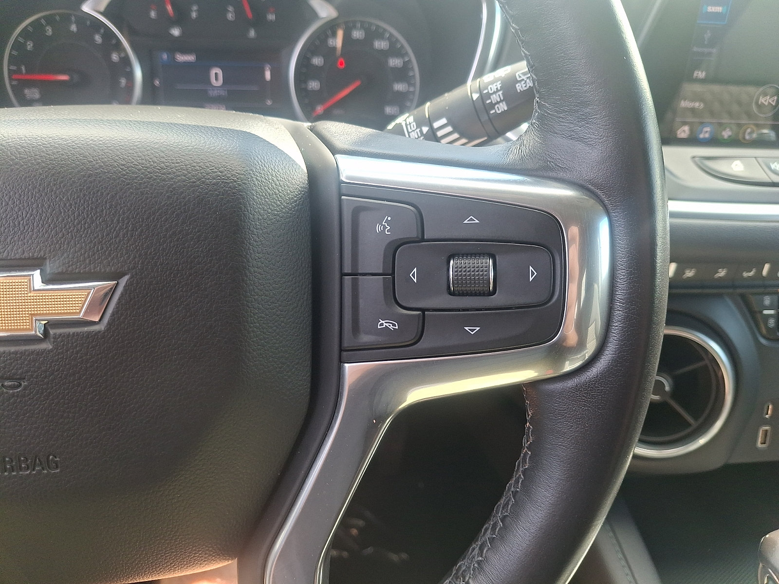 Used 2019 Chevrolet Blazer LT AWD/4WD image 21