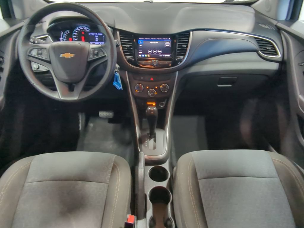 Used 2020 Chevrolet Trax LS w/ Tint and Cruise Package FWD image 17