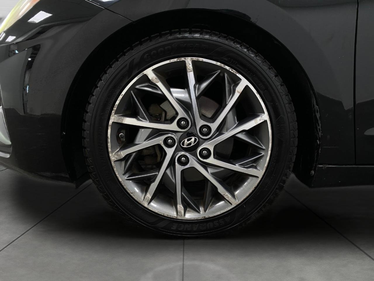 Used 2019 Hyundai Elantra Limited w/ Cargo Package FWD image 12