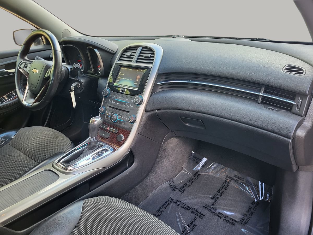 Used 2013 Chevrolet Malibu LT FWD image 18