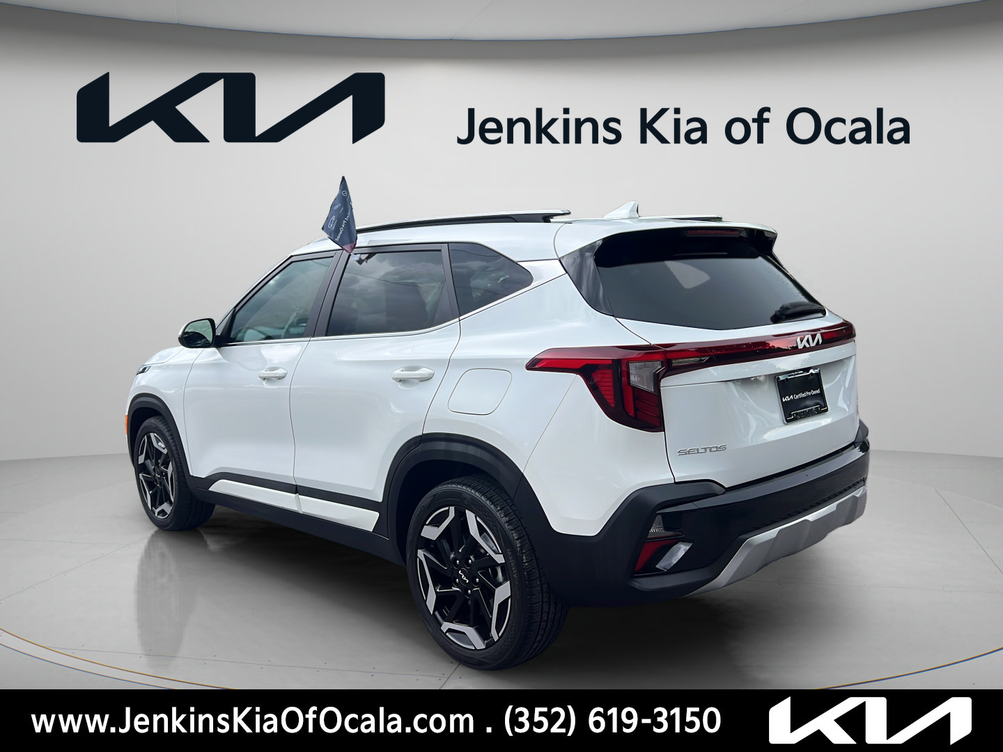 Certified 2024 Kia Seltos SX w/ SX Sunroof Package AWD/4WD image 5