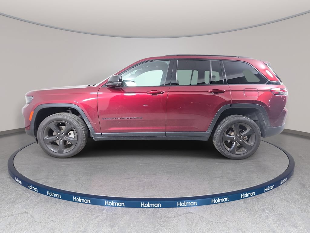 Used 2024 Jeep Grand Cherokee Limited w/ Luxury Tech Group II AWD/4WD image 9