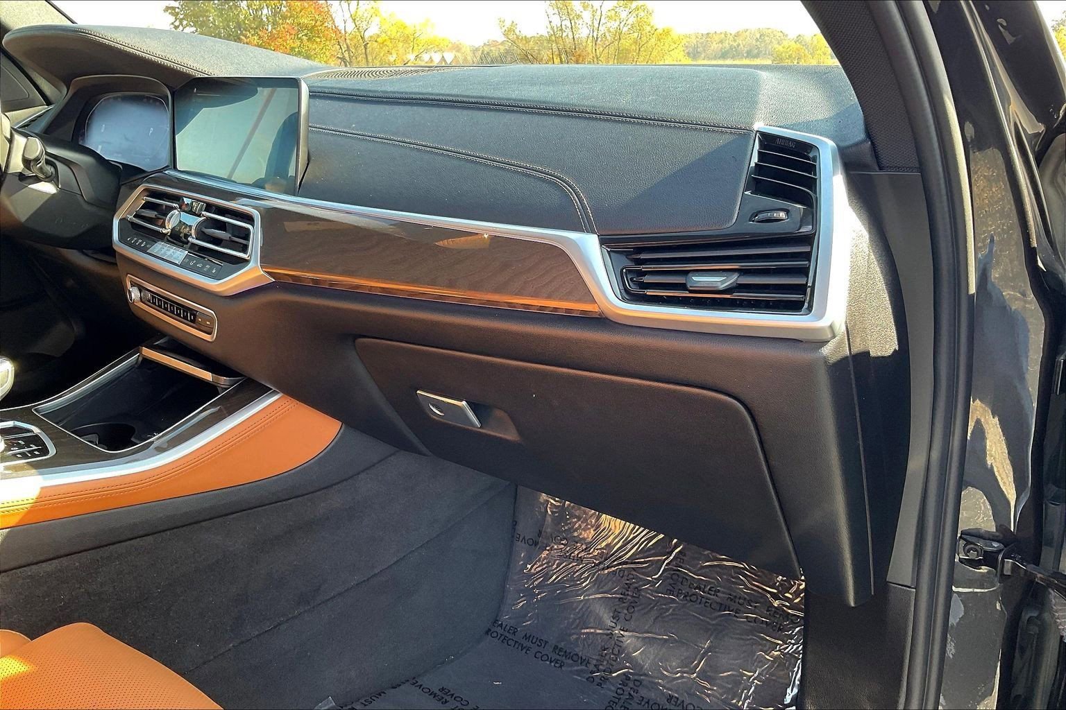 Used 2023 BMW X5 xDrive40i w/ Parking Assistance Package image 16