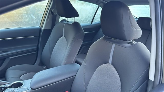 Used 2024 Toyota Camry LE image 25
