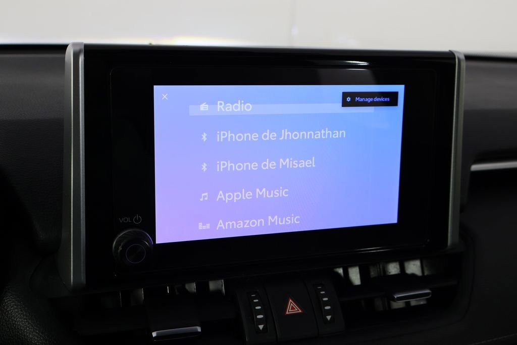 Used 2025 Toyota RAV4 XLE Premium image 32