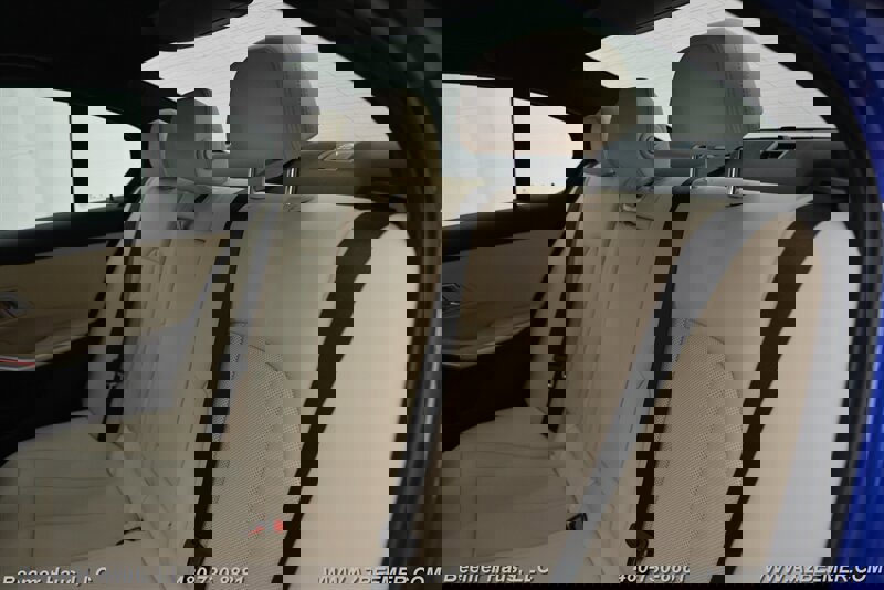 Used 2024 BMW 330i Sedan w/ M Sport Package RWD image 21