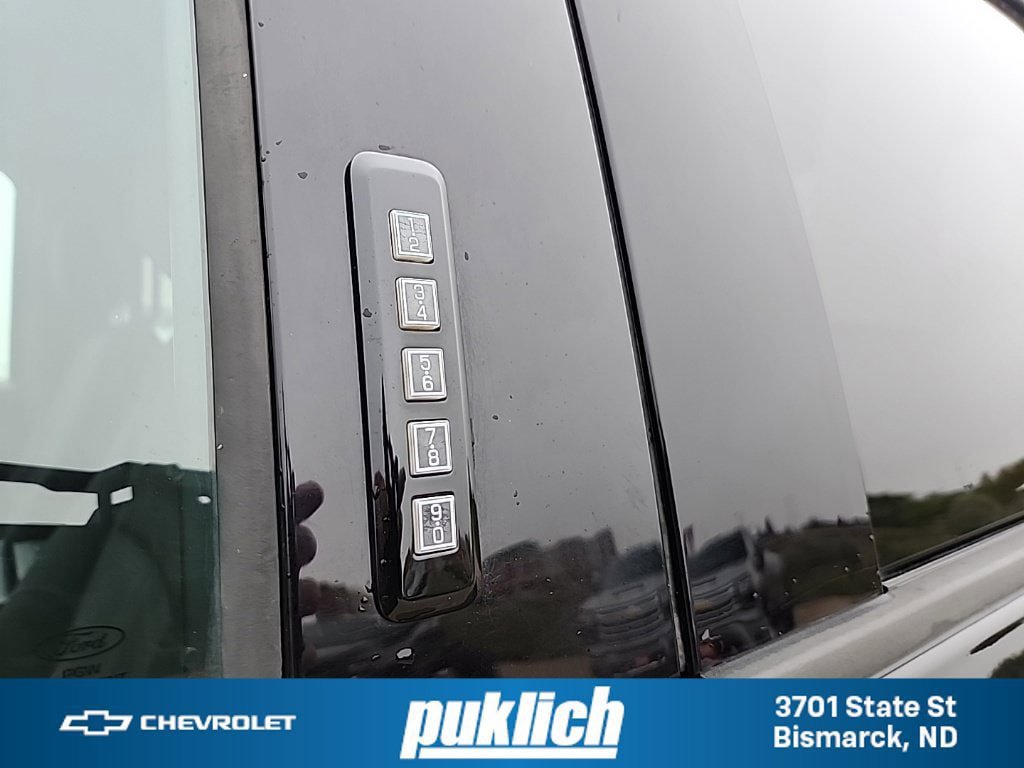 Used 2017 Ford F150 XLT w/ Equipment Group 302A Luxury AWD/4WD image 46