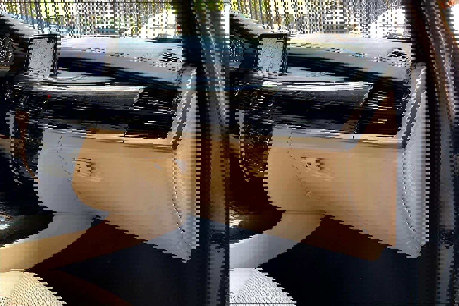 Used 2017 BMW X5 xDrive50i image 18