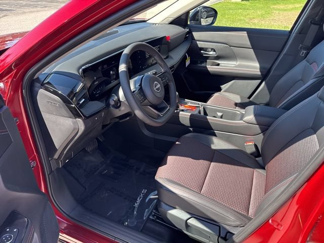 New 2026 Nissan Kicks SR w/ Cold Weather Package AWD/4WD image 51