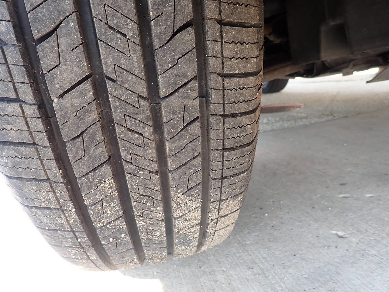 Used 2016 Jeep Renegade Trailhawk w/ Cold Weather Group image 36