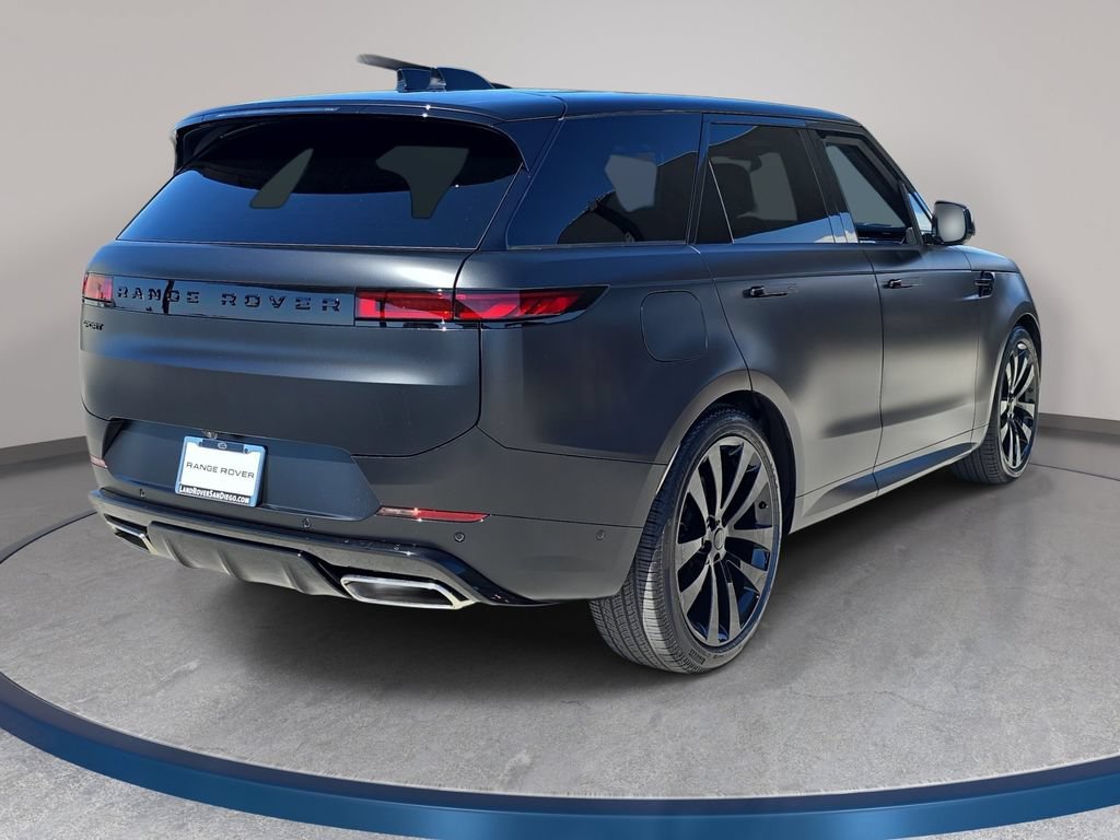 New 2027 Land Rover Range Rover Sport Dynamic SE AWD/4WD image 5