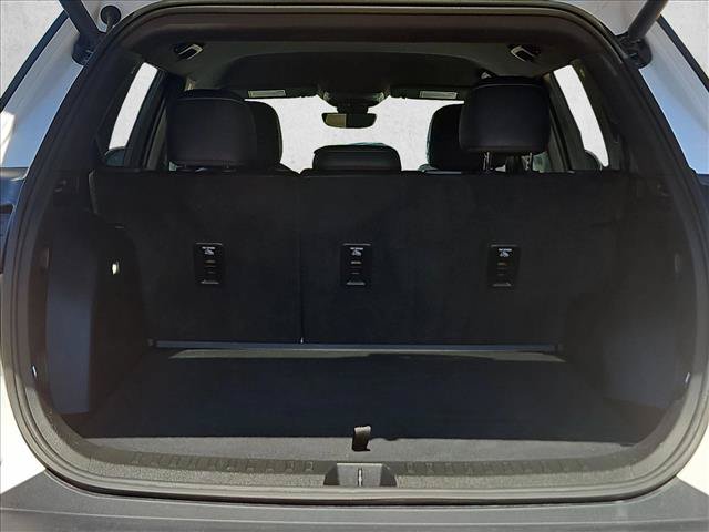 Used 2025 Chevrolet Equinox LT w/ Convenience Package II FWD image 6