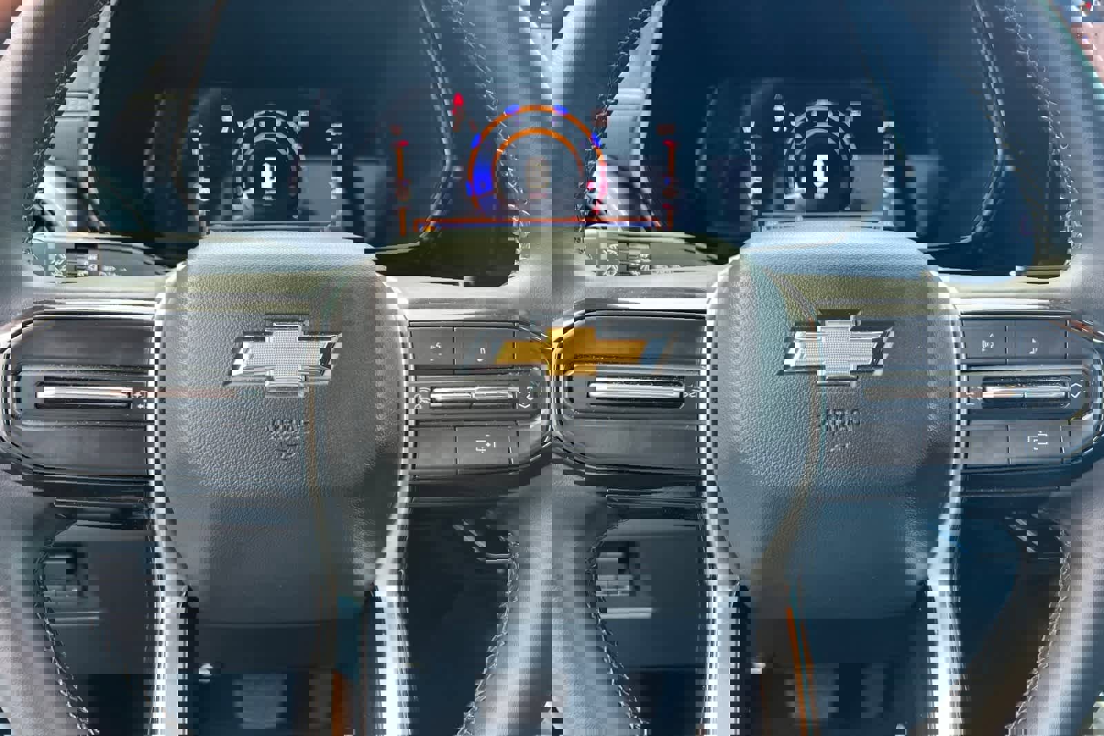 Used 2023 Chevrolet Colorado LT image 29