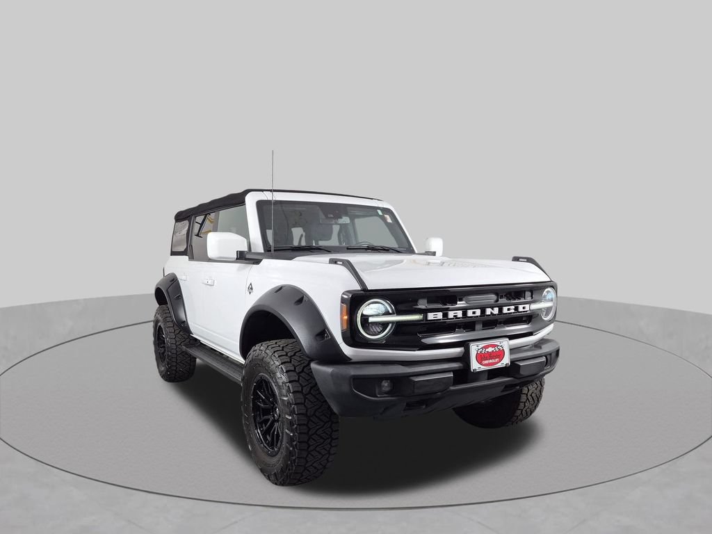 Used 2021 Ford Bronco Outer Banks AWD/4WD image 2