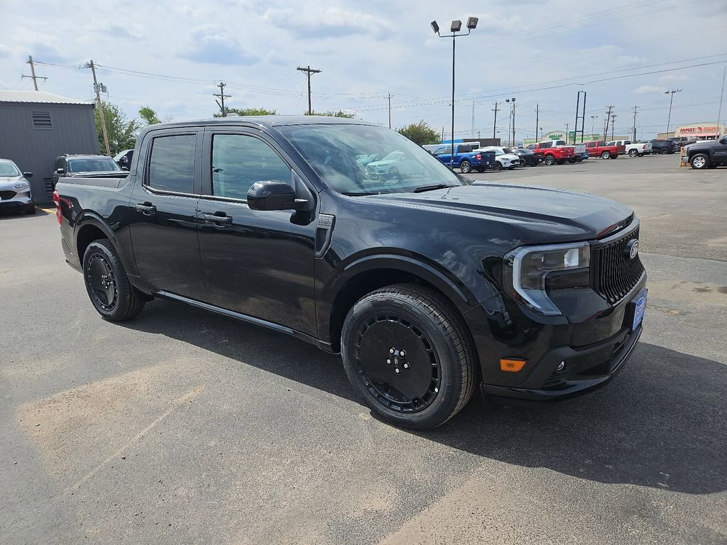 New 2025 Ford Maverick Lobo